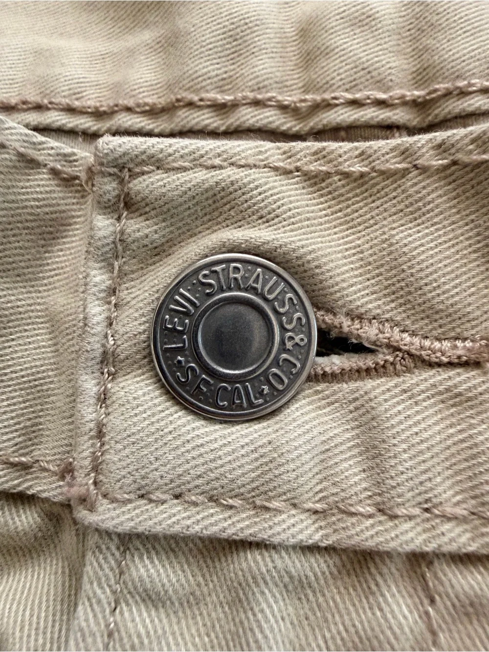 Men’s Khaki Straight Leg Pants Levi’s 514 34x32 Tan Cotton